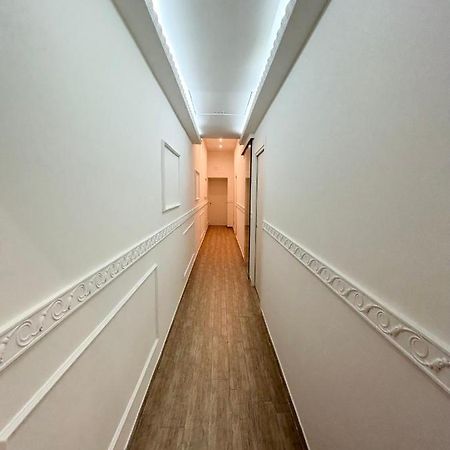 فندق Savastano House Duomo نابولي المظهر الخارجي الصورة